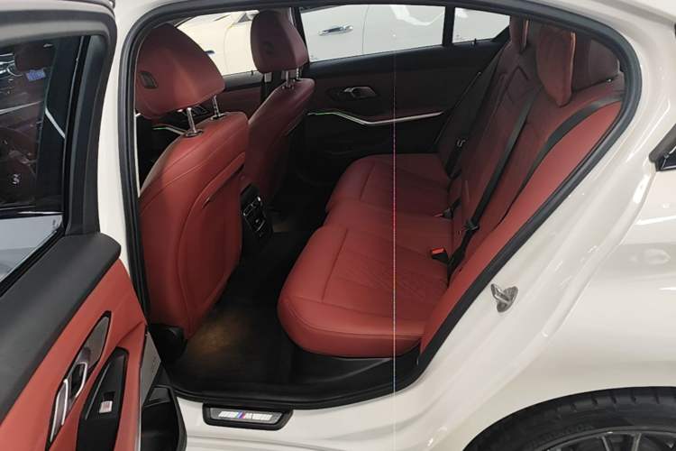 Used BMW 3 Series 2023 325Li M Sport Night Edition Package Left Rear Seat
