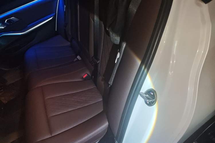 Used BMW 3 Series 2023 325Li M Sport Night Edition Package Left Rear Seat