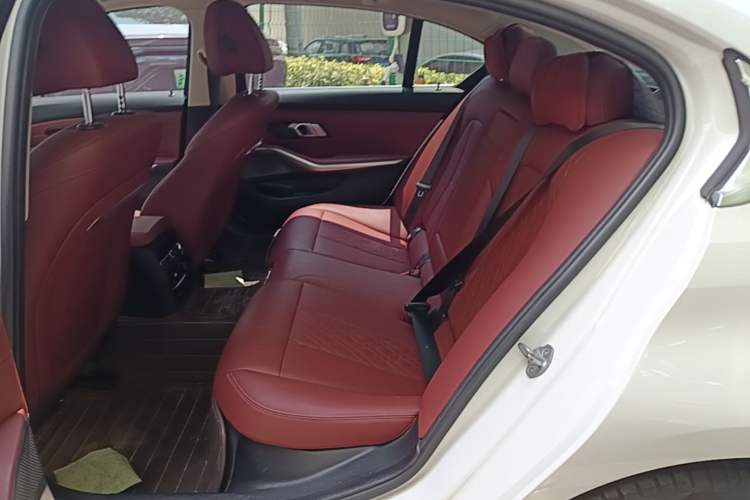 Used BMW 3 Series 2023 320Li M Sport Package Left Rear Seat