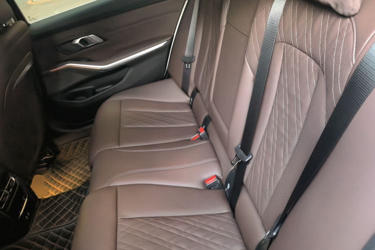 Used BMW 3 Series 2023 325Li M Sport Package Left Rear Seat