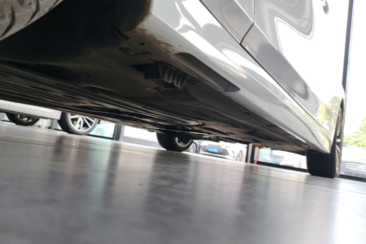 Used BMW 3 Series 2023 325Li M Sport Package Left Side Sill