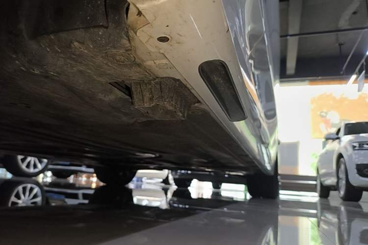 Used BMW 3 Series 2023 325Li M Sport Night Edition Package Left Side Sill