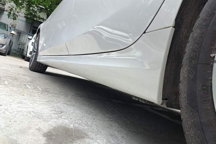 Used BMW 3 Series 2023 325Li M Sport Package Left Side Sill