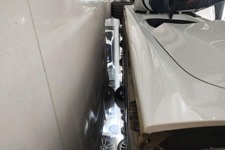 Used BMW 3 Series 2023 325i M Sport Package Left Side Sill