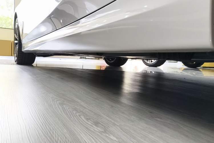 Used BMW 3 Series 2023 320Li M Sport Package Left Side Sill