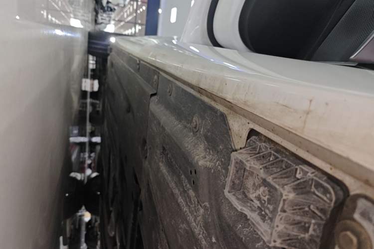 Used BMW 3 Series 2023 325Li M Sport Package Left Side Sill