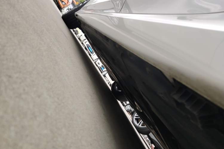 Used BMW 3 Series 2023 325i M Sport Night Edition Package Left Side Sill