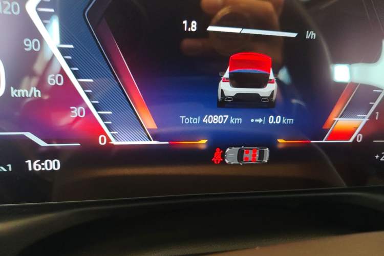 Used BMW 3 Series 2023 320Li M Sport Package Odometer Close Up