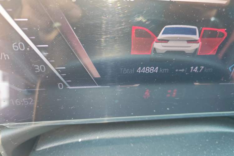 Used BMW 3 Series 2023 325Li M Sport Package Odometer Close Up