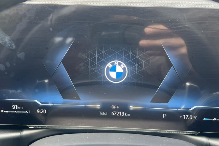 Used BMW 3 Series 2023 320Li M Sport Package Odometer Close Up