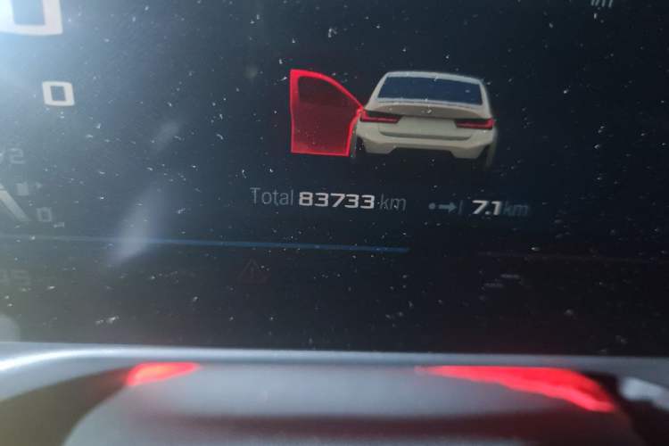 Used BMW 3 Series 2023 325Li M Sport Night Edition Package Odometer Close Up