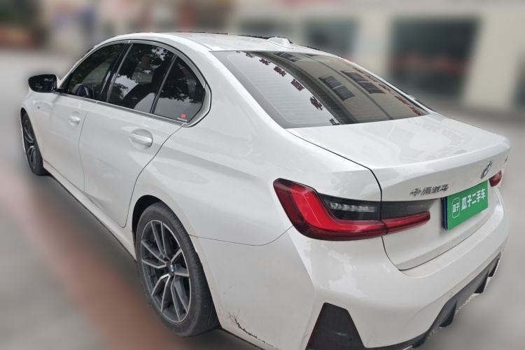Used BMW 3 Series 2023 320i M Sport Package Rear Left 45 Deg