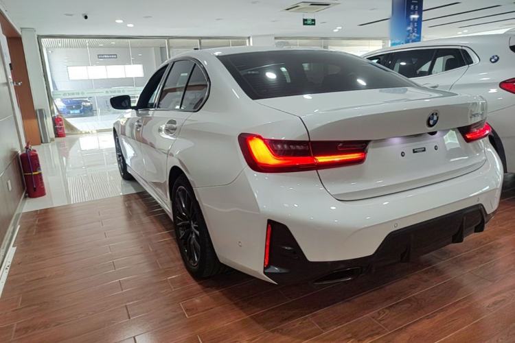 Used BMW 3 Series 2023 325i M Sport Night Edition Package Rear Left 45 Deg