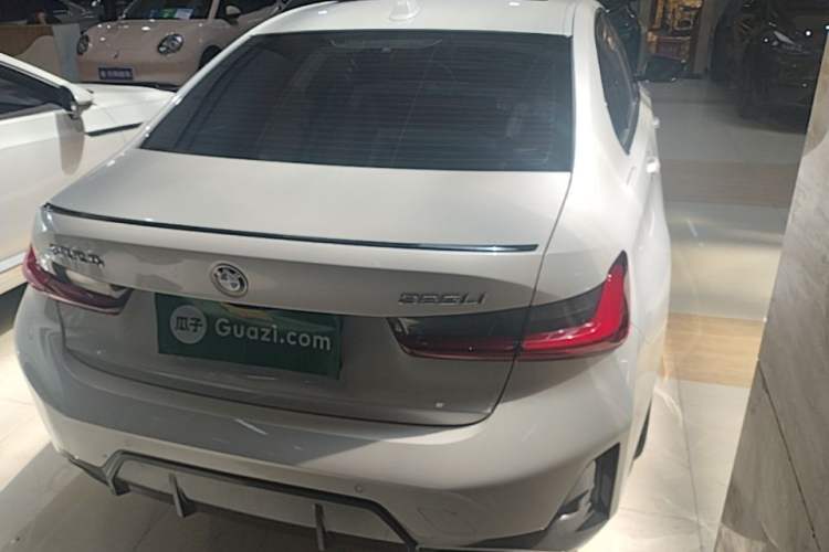 Used BMW 3 Series 2023 325Li M Sport Night Edition Package Rear Right 45 Deg
