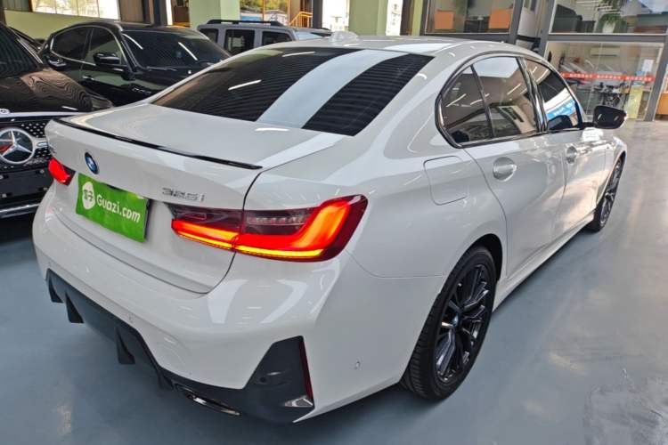 Used BMW 3 Series 2023 325i M Sport Night Edition Package Rear Right 45 Deg