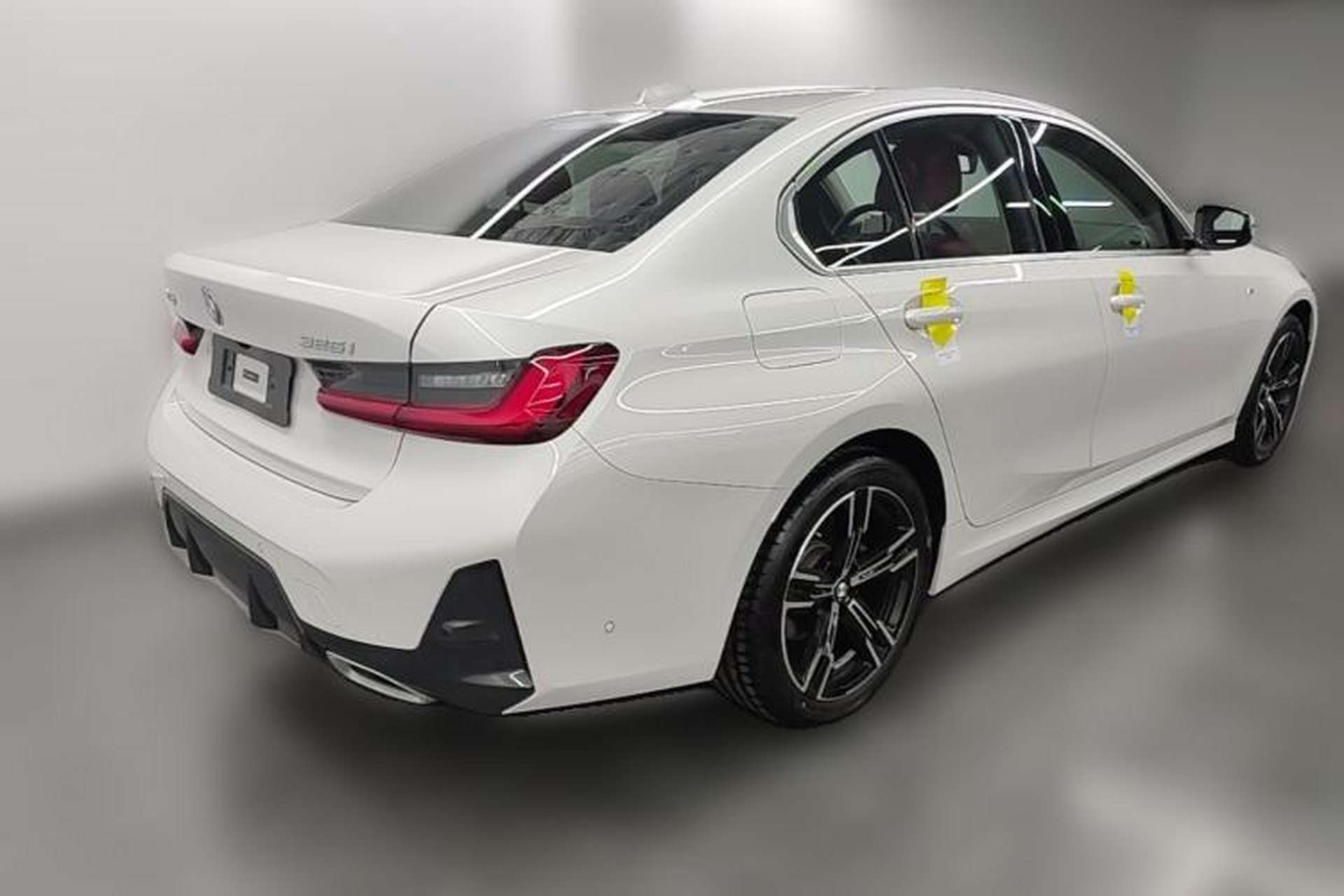Used BMW 3 Series 2023 325i M Sport Package Rear Right 45 Deg