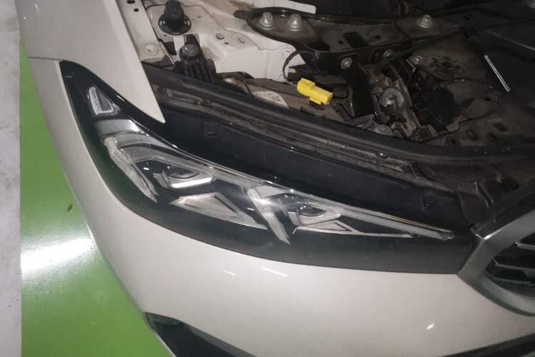 Used BMW 3 Series 2023 325Li M Sport Package Right Front Headlight
