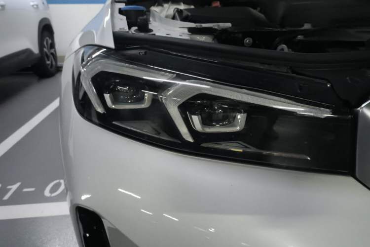 Used BMW 3 Series 2023 325Li M Sport Package Right Front Headlight