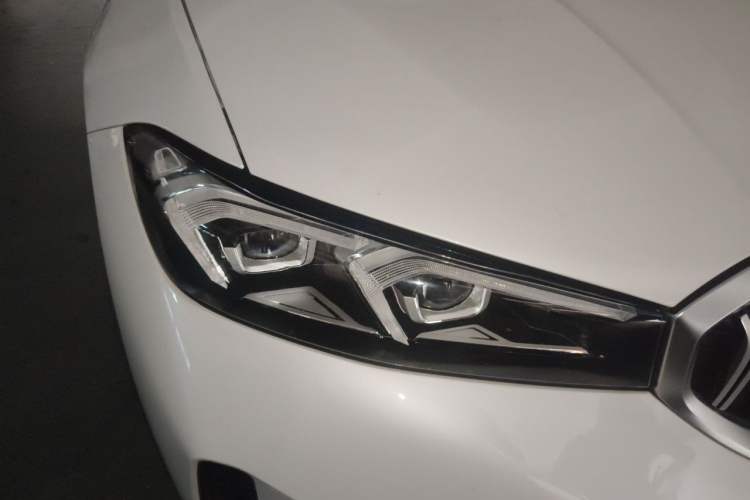 Used BMW 3 Series 2023 320Li M Sport Package Right Front Headlight