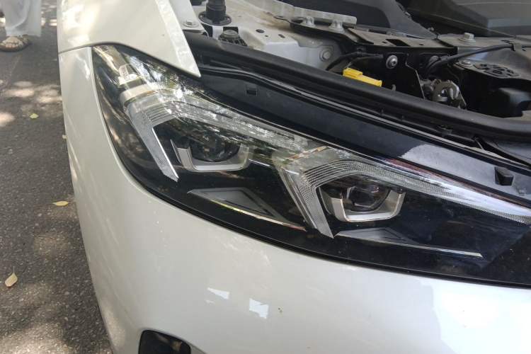 Used BMW 3 Series 2023 325Li M Sport Package Right Front Headlight