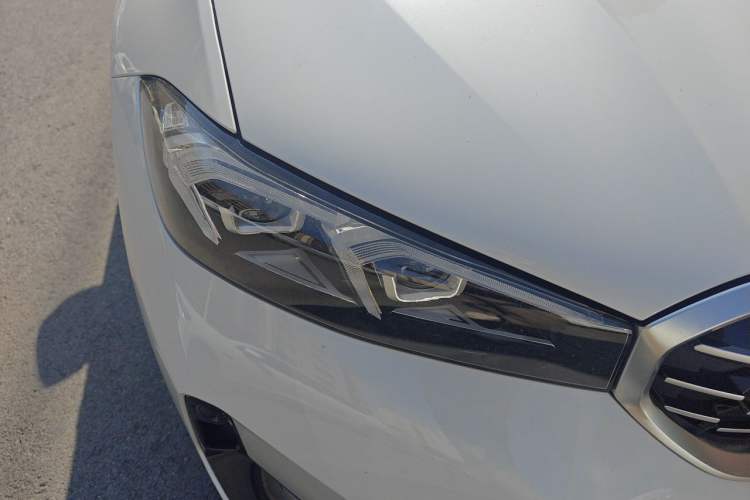 Used BMW 3 Series 2023 325Li M Sport Package Right Front Headlight