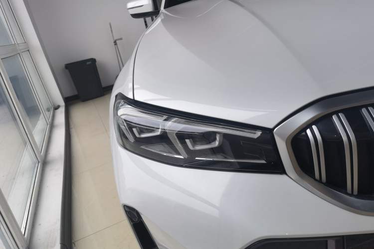 Used BMW 3 Series 2023 320Li M Sport Package Right Front Headlight