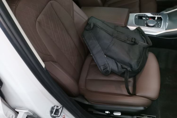 Used BMW 3 Series 2023 325Li M Sport Night Edition Package Right Front Seat