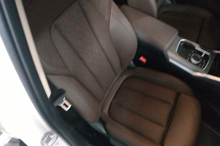 Used BMW 3 Series 2023 325Li M Sport Night Edition Package Right Front Seat