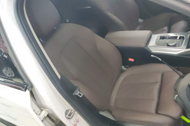 Used BMW 3 Series 2023 325Li M Sport Night Edition Package Right Front Seat