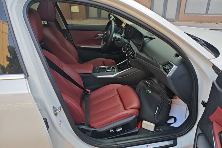 Used BMW 3 Series 2023 325i M Sport Package Right Front Seat