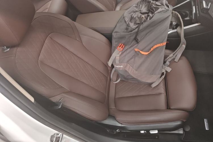 Used BMW 3 Series 2023 325Li M Sport Package Right Front Seat