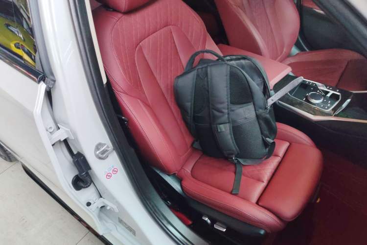 Used BMW 3 Series 2023 325Li M Sport Package Right Front Seat