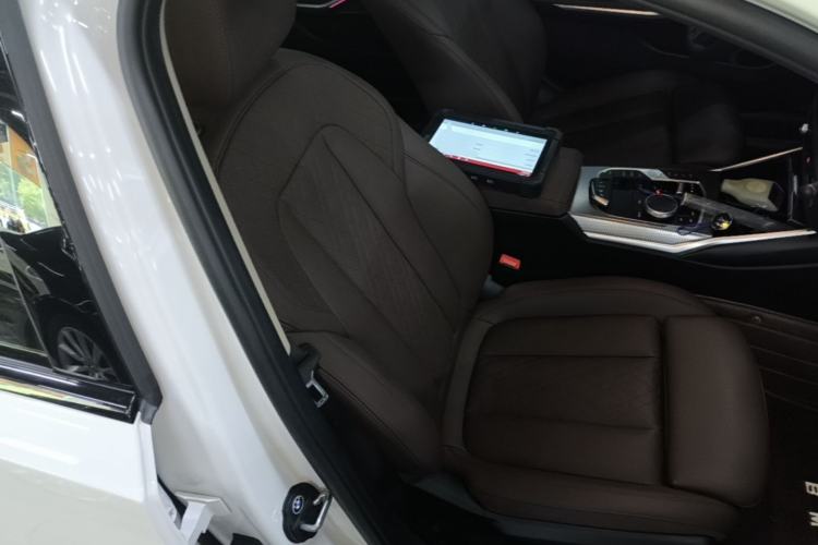 Used BMW 3 Series 2023 325Li M Sport Night Edition Package Right Front Seat