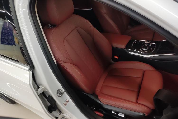Used BMW 3 Series 2023 325Li xDrive M Sport Package Right Front Seat
