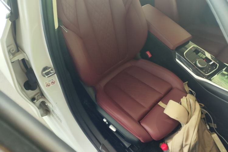 Used BMW 3 Series 2023 325Li M Sport Package Right Front Seat