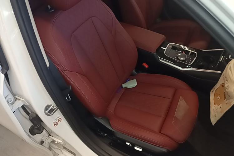 Used BMW 3 Series 2023 325Li M Sport Package Right Front Seat
