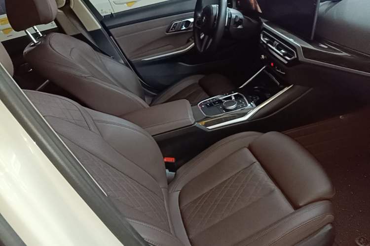 Used BMW 3 Series 2023 325Li xDrive M Sport Package Right Front Seat