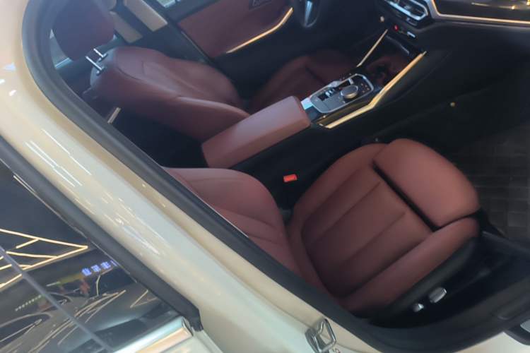 Used BMW 3 Series 2023 325Li M Sport Package Right Front Seat