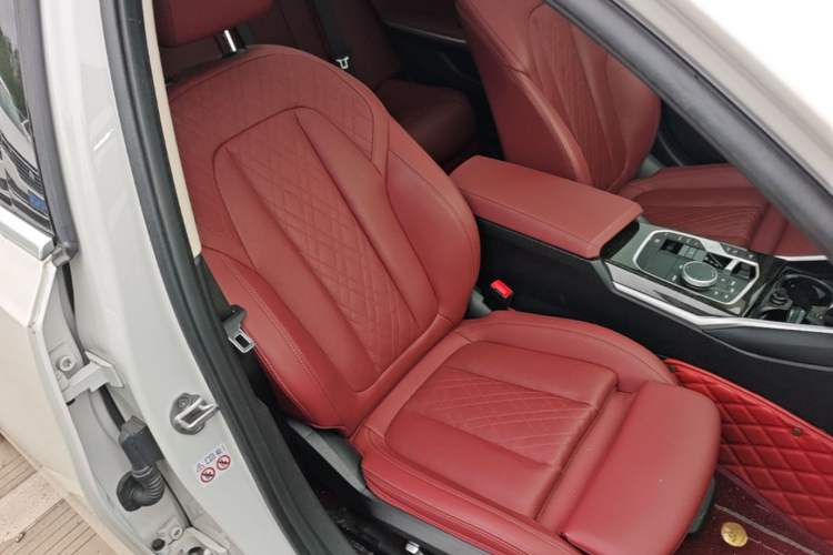 Used BMW 3 Series 2023 325Li M Sport Package Right Front Seat