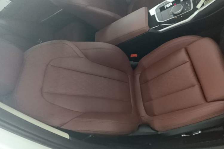 Used BMW 3 Series 2023 325Li M Sport Package Right Front Seat
