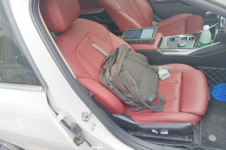 Used BMW 3 Series 2023 325Li M Sport Package Right Front Seat