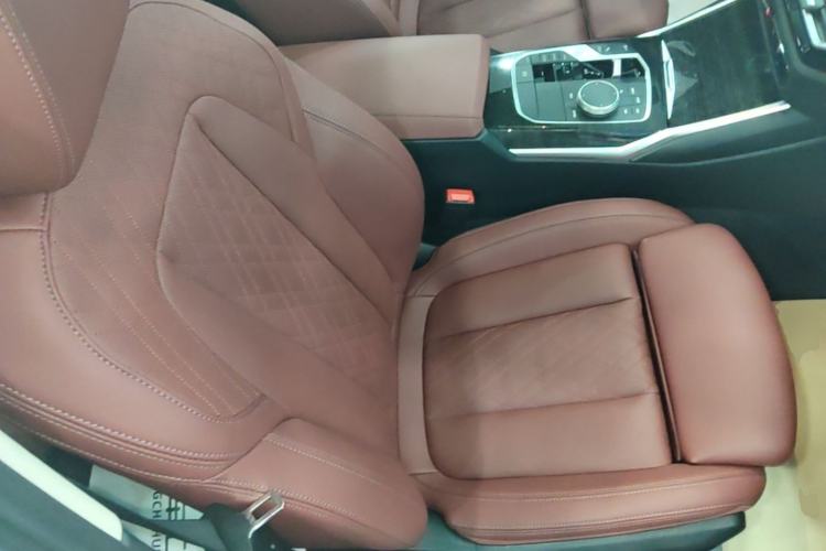 Used BMW 3 Series 2023 325Li M Sport Package Right Front Seat