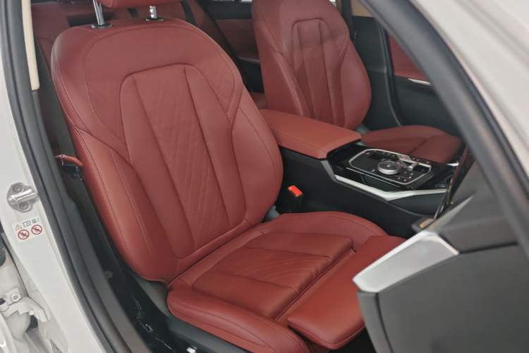 Used BMW 3 Series 2023 320Li M Sport Package Right Front Seat