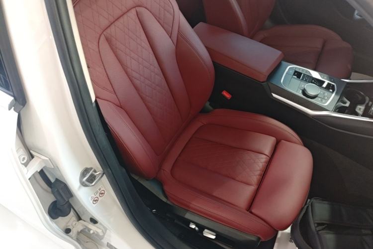 Used BMW 3 Series 2023 325i M Sport Package Right Front Seat