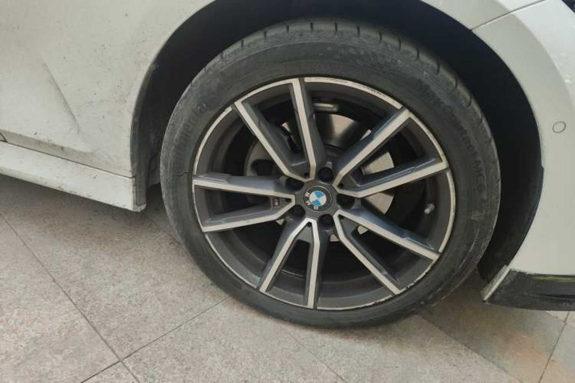 Used BMW 3 Series 2023 325Li xDrive M Sport Package Right Front Wheel Hub