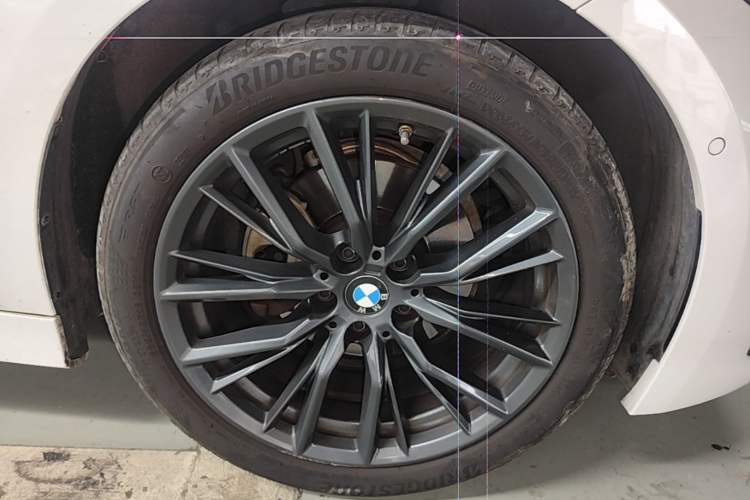 Used BMW 3 Series 2023 325Li M Sport Night Edition Package Right Front Wheel Hub
