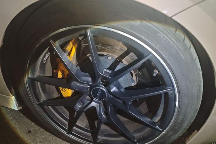 Used BMW 3 Series 2023 325Li M Sport Night Edition Package Right Front Wheel Hub