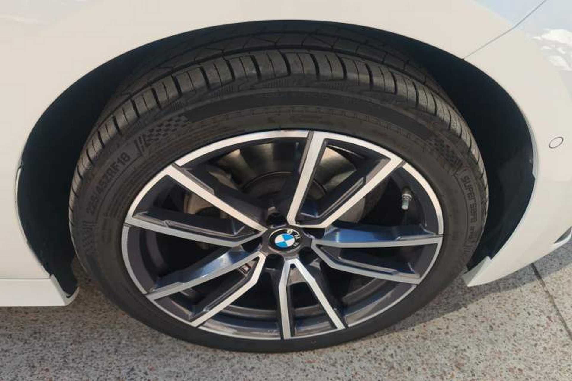 Used BMW 3 Series 2023 325Li M Sport Package Right Front Wheel Hub