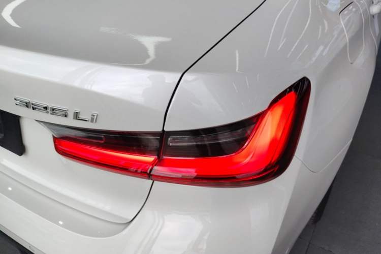 Used BMW 3 Series 2023 325Li M Sport Package Right Rear Taillight