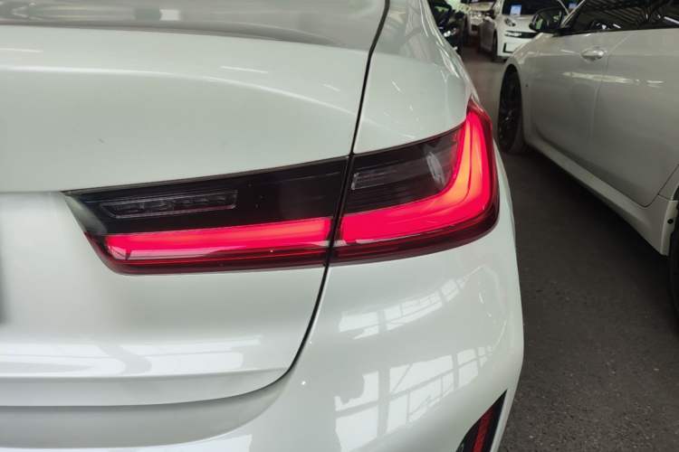 Used BMW 3 Series 2023 325Li M Sport Package Right Rear Taillight